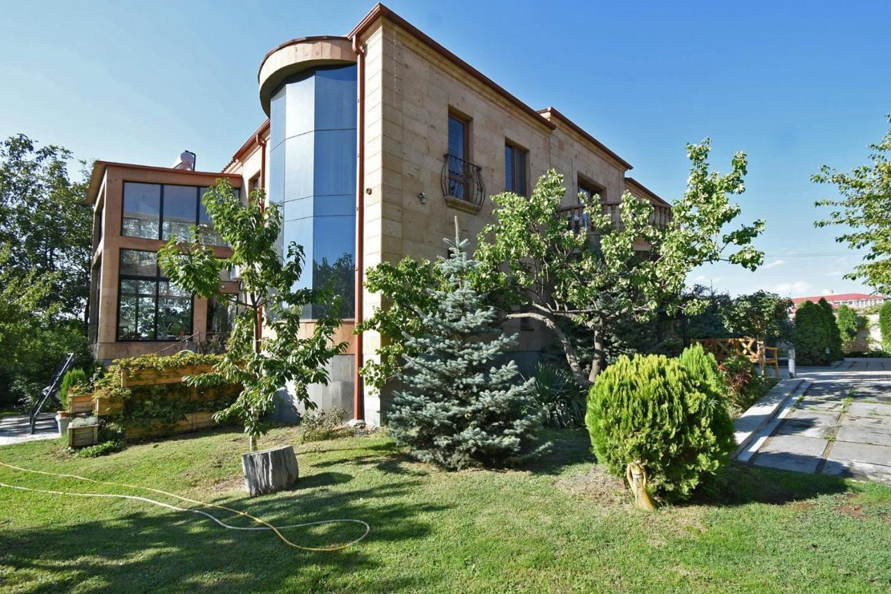 Villa In Nork Yerevan Exterior photo