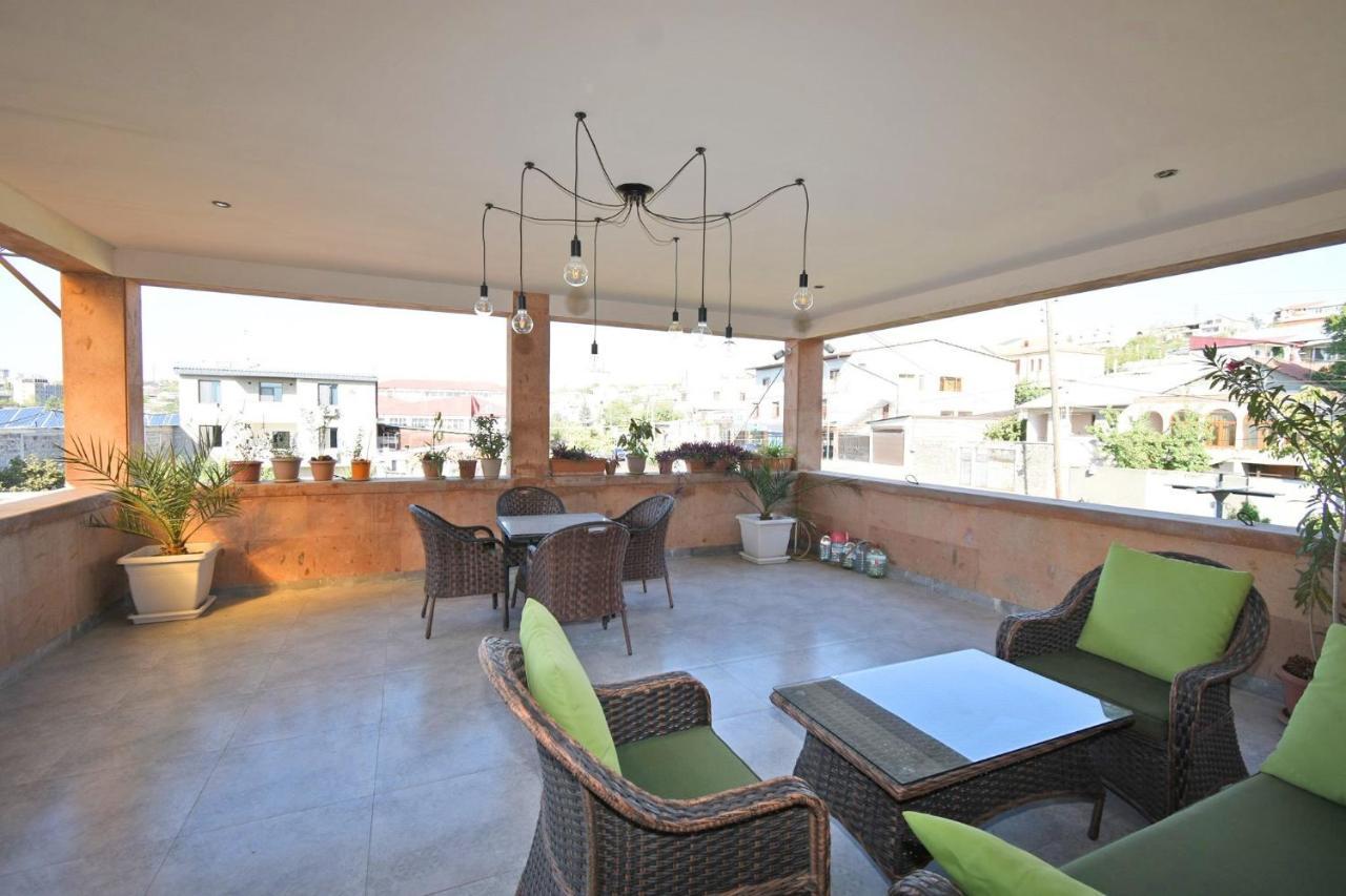 Villa In Nork Yerevan Exterior photo