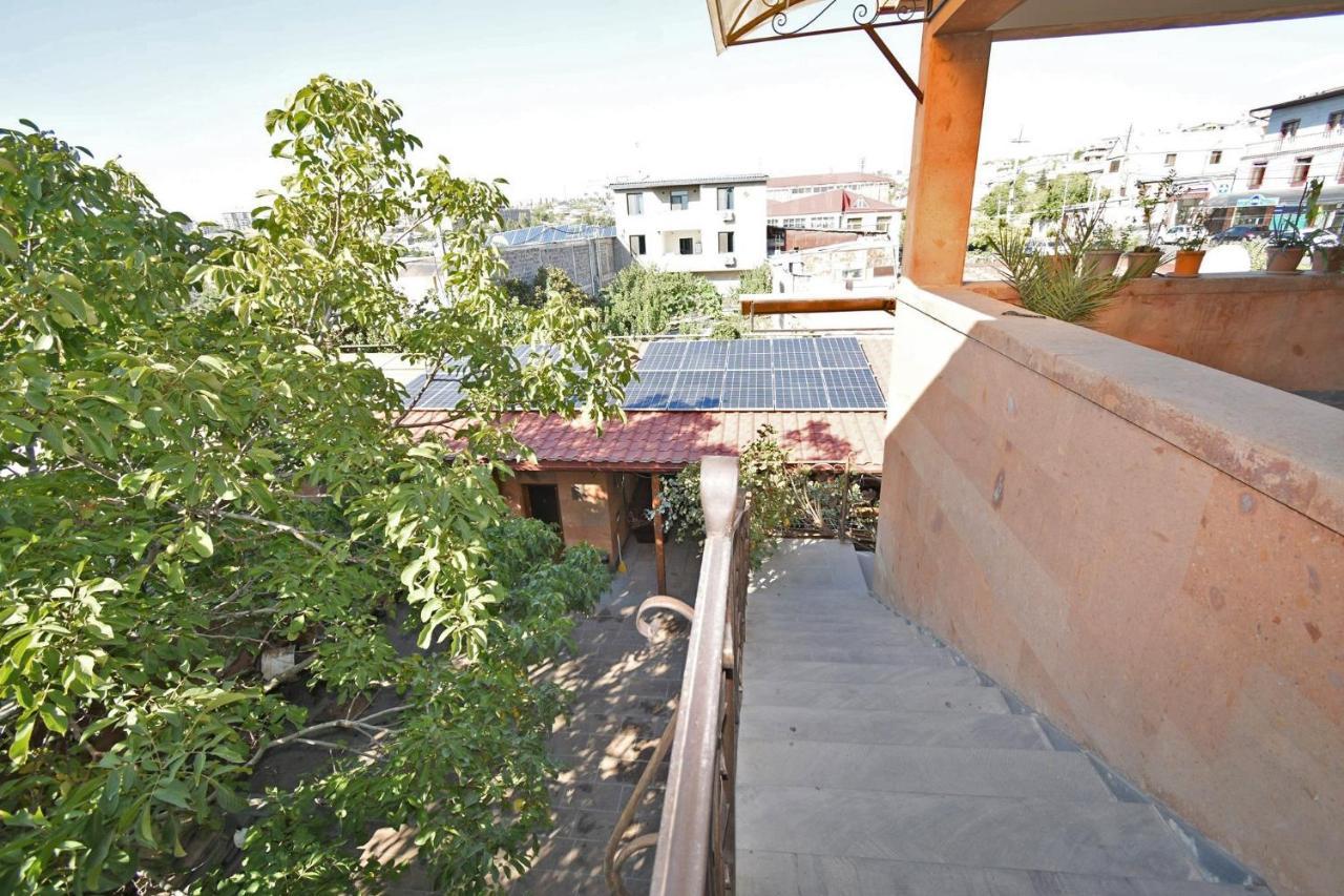Villa In Nork Yerevan Exterior photo