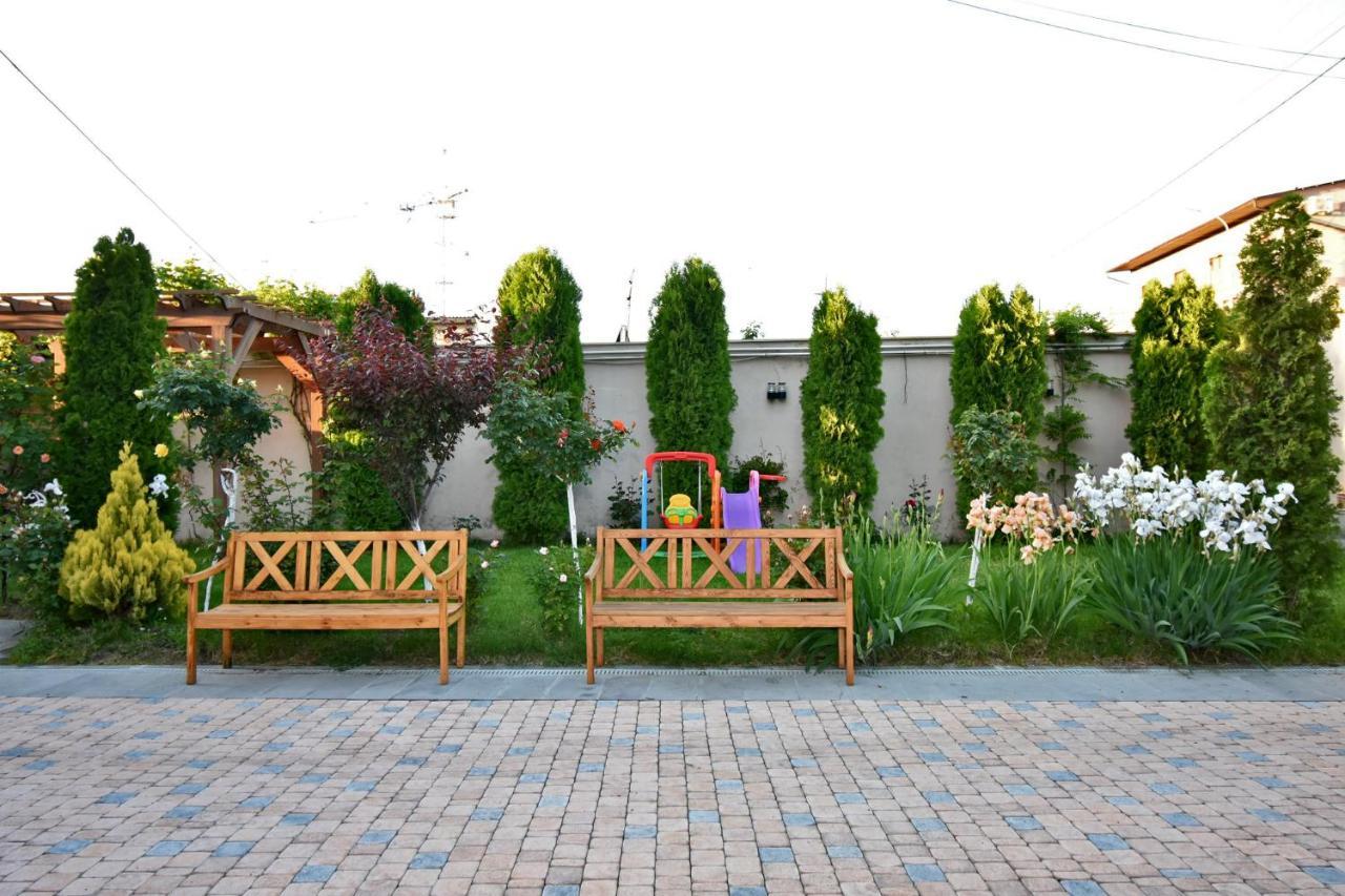 Villa In Nork Yerevan Exterior photo