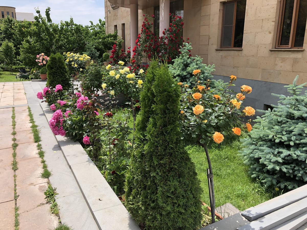 Villa In Nork Yerevan Exterior photo