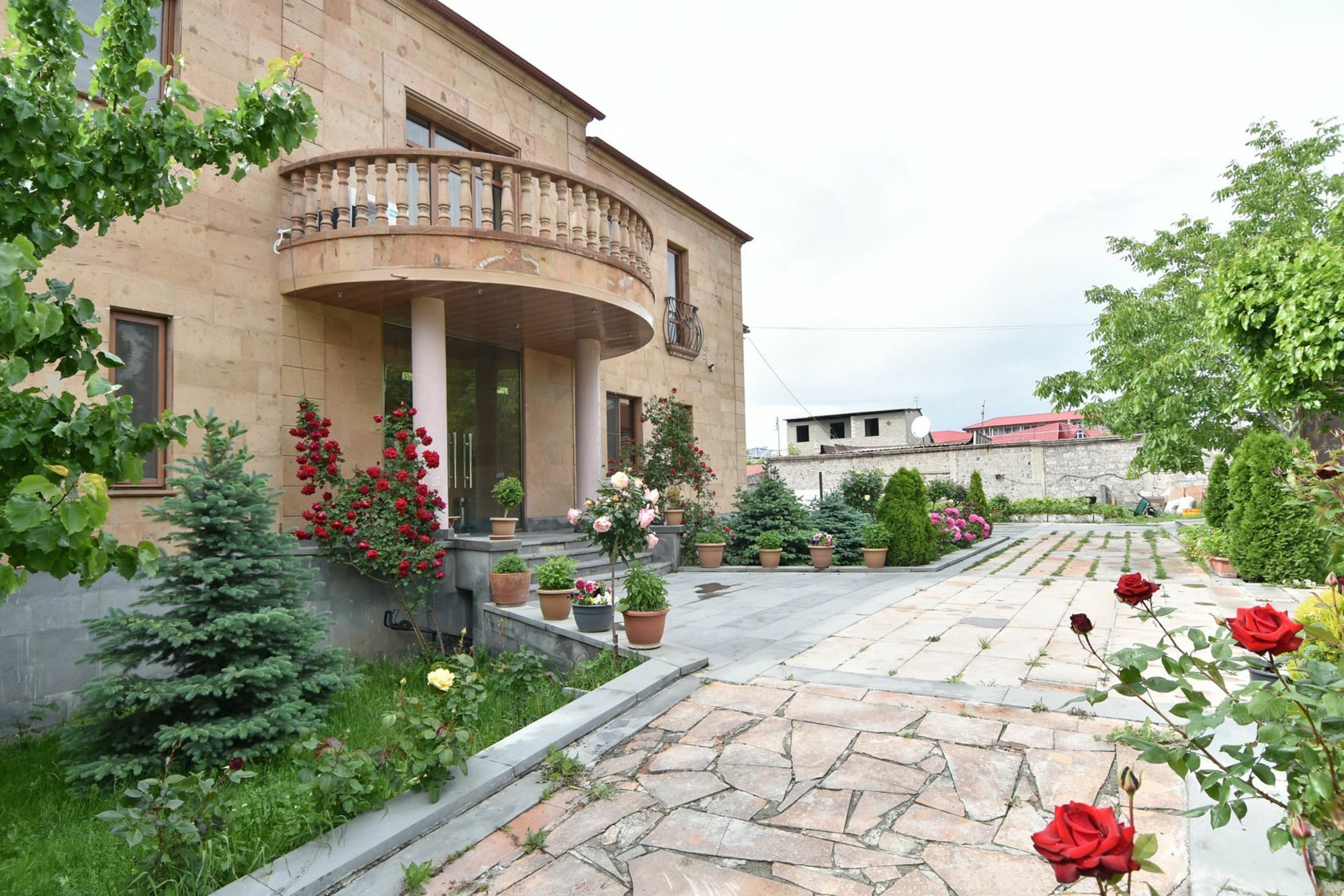 Villa In Nork Yerevan Exterior photo